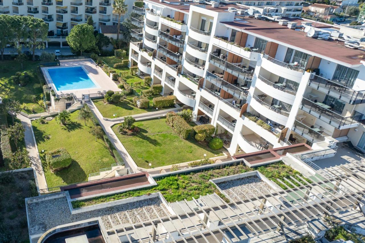Nemea Appart Hotel Le Lido Cagnes Sur Mer Exteriör bild