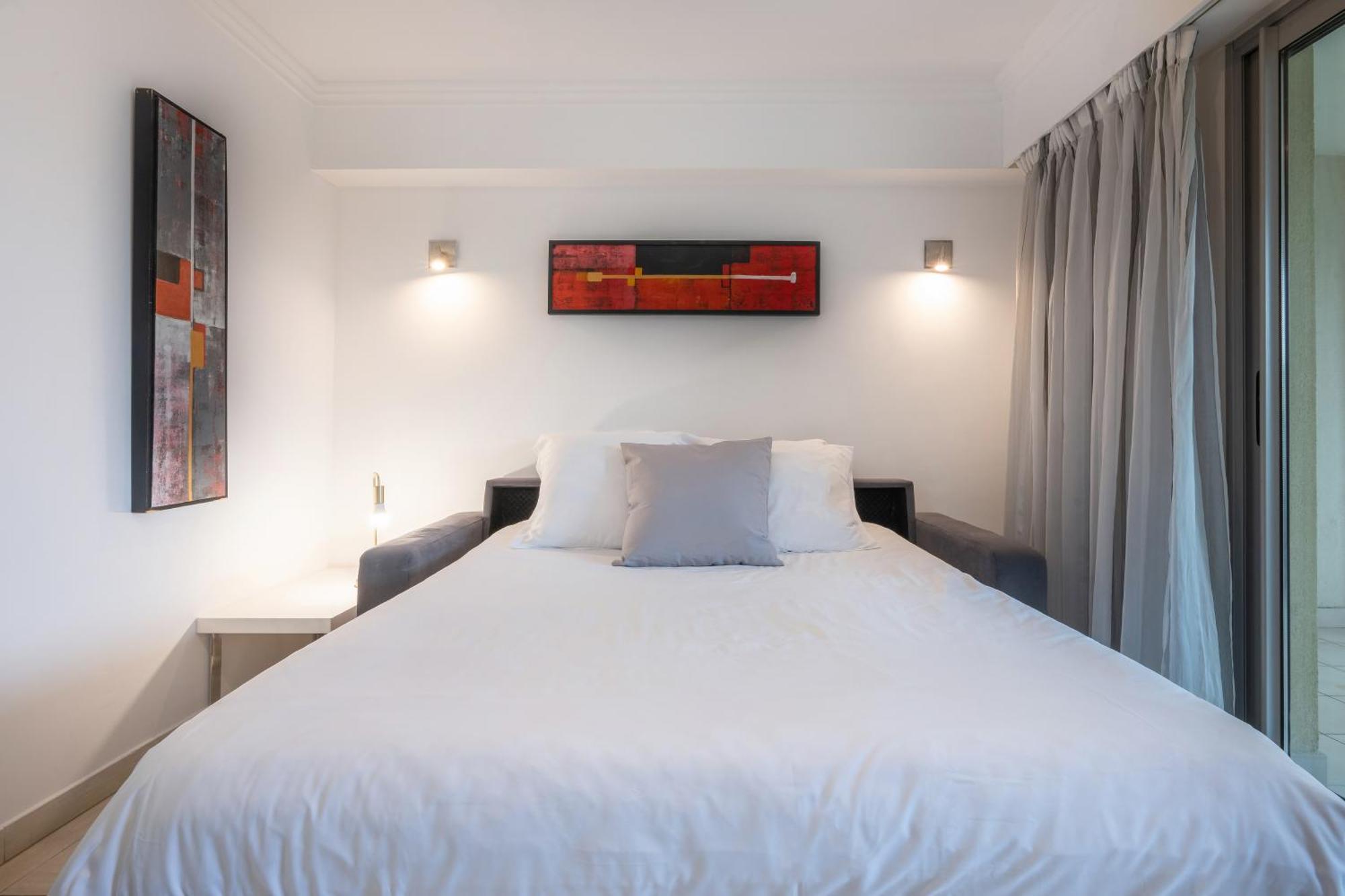 Nemea Appart Hotel Le Lido Cagnes Sur Mer Exteriör bild