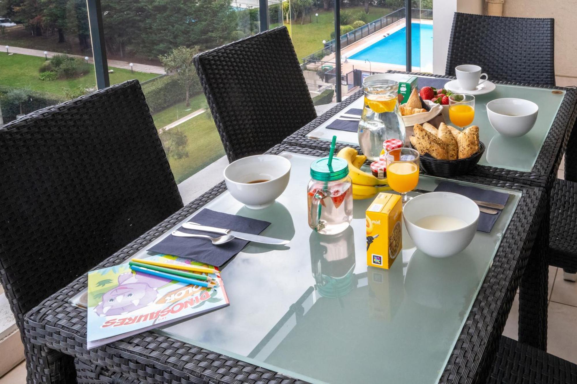 Nemea Appart Hotel Le Lido Cagnes Sur Mer Exteriör bild